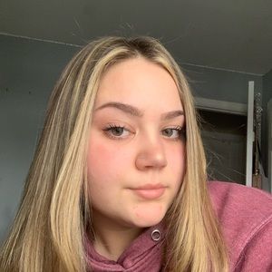 Meet your Posher, Abbie